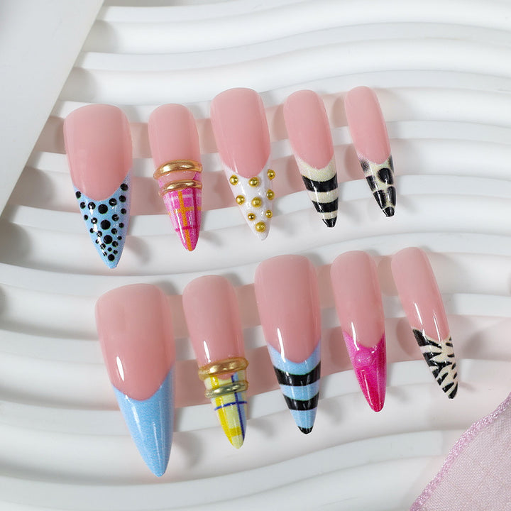 Acrylic nail set with trendy geometric and modern designs Kalsten