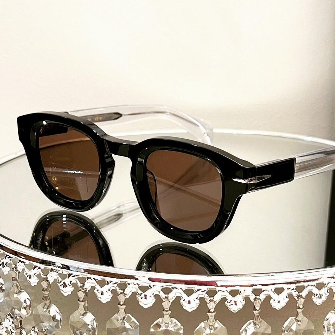 Women's sunglasses with modern, multifaceted design and polarized lenses Kalsten