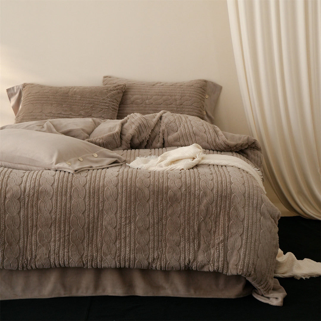 Luxurious textured chenille cuddle bedding set