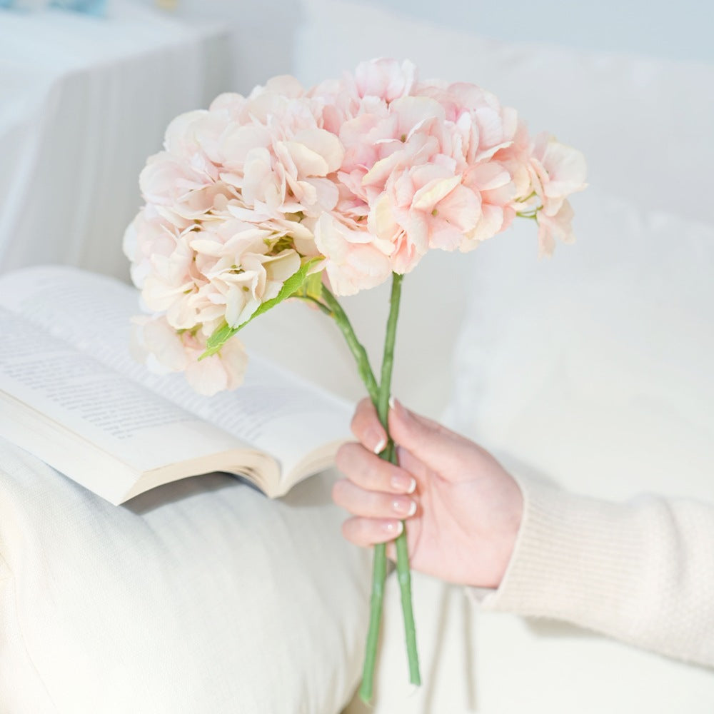 Lifelike Hydrangea Floral Stem