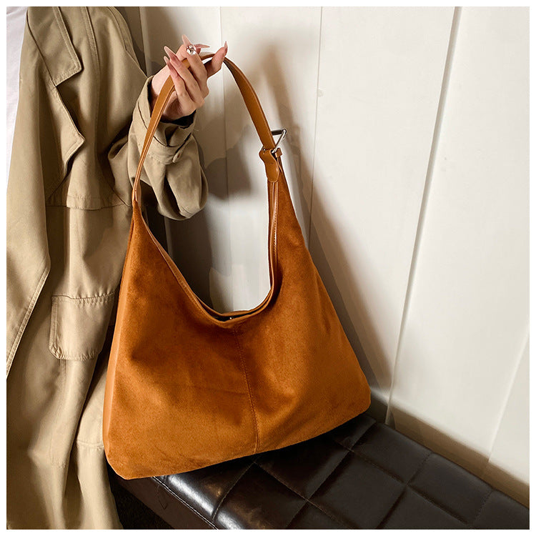 Elegant and Versatile Shoulder Bag Kalsten