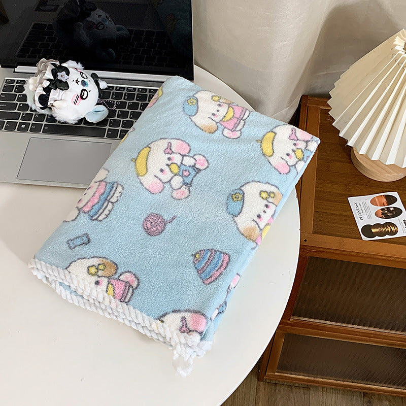Cuddly blanket with playful animal motif Kalsten