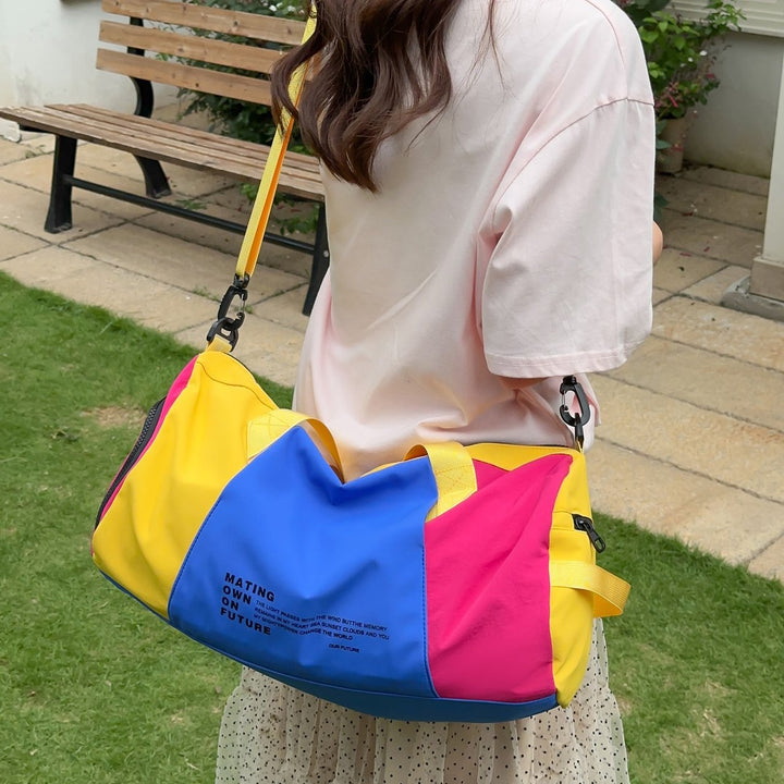 Sporty Functional Travel Duffel Bag Kalsten