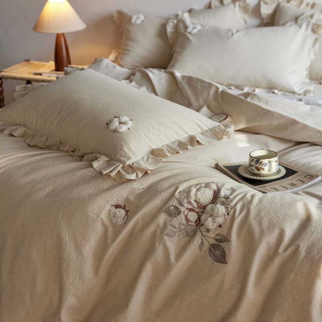 Cotton-Linen Duvet Cover Set with Ruffles and Embroidered Floral Design
