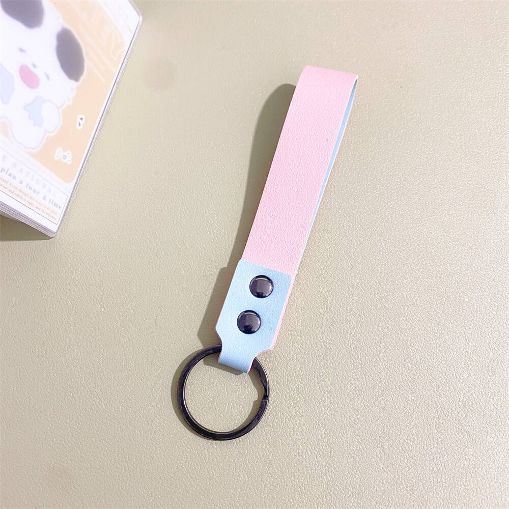 Minimalist Leather Keychain kalsten