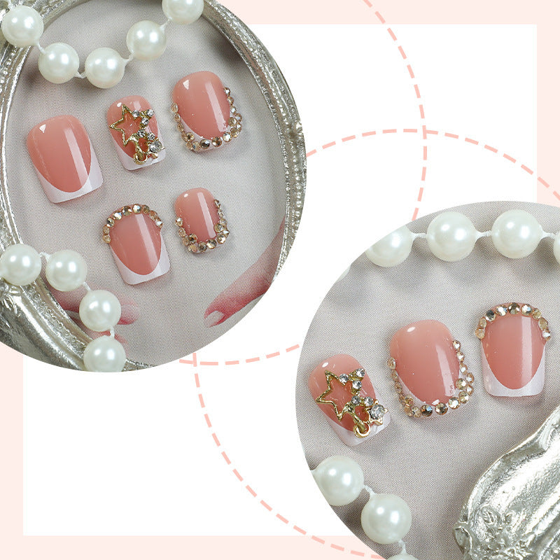 Nail art set with luxurious glitter and floral decorations Kalsten