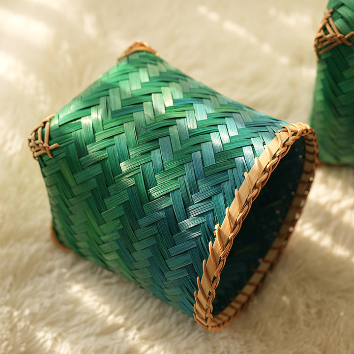 Women's square storage basket made of handwoven natural material Kalsten