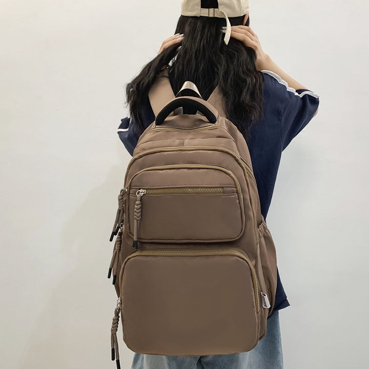 Leisure backpack with multiple compartments and ergonomic carrying system Kalsten