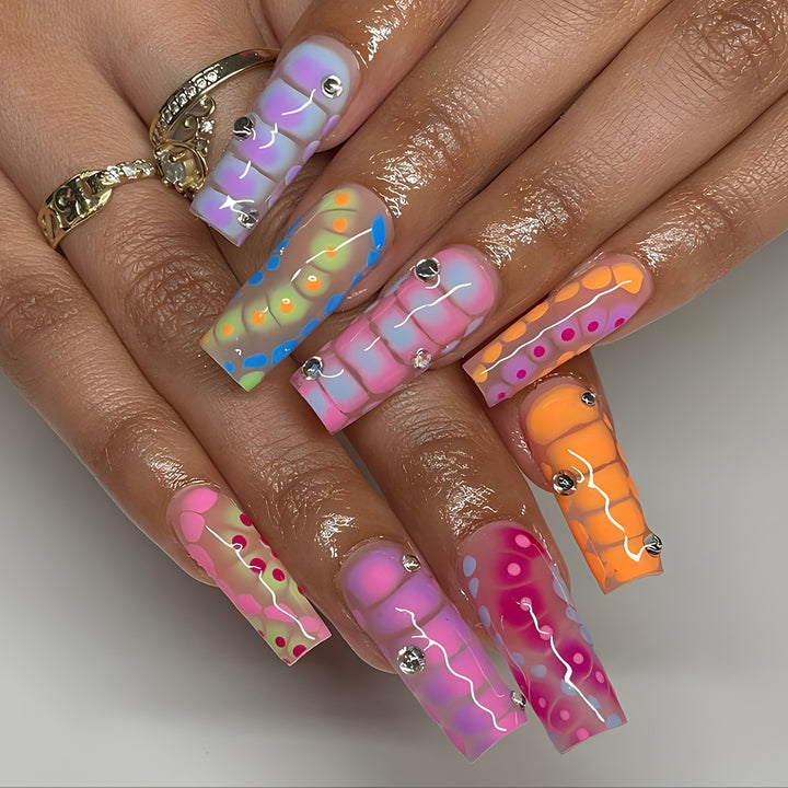 Artistic Gel Press-On Nail Art Kalsten