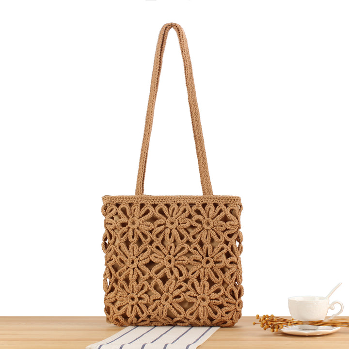 Handbag made of artistic macramé with floral details Kalsten