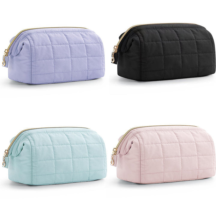 Padded cosmetic bag with elegant zipper Kalsten