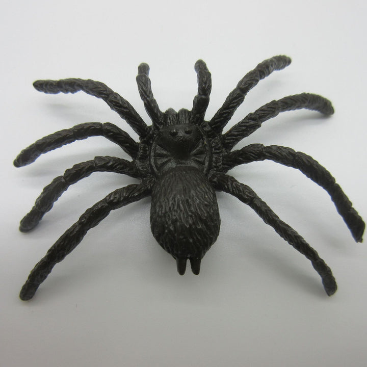Realistic Creepy Crawly Spider Figurines Kalsten