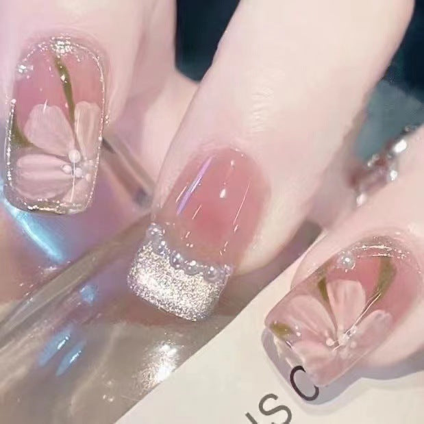 Elegant Floral Decor Press-On Nails