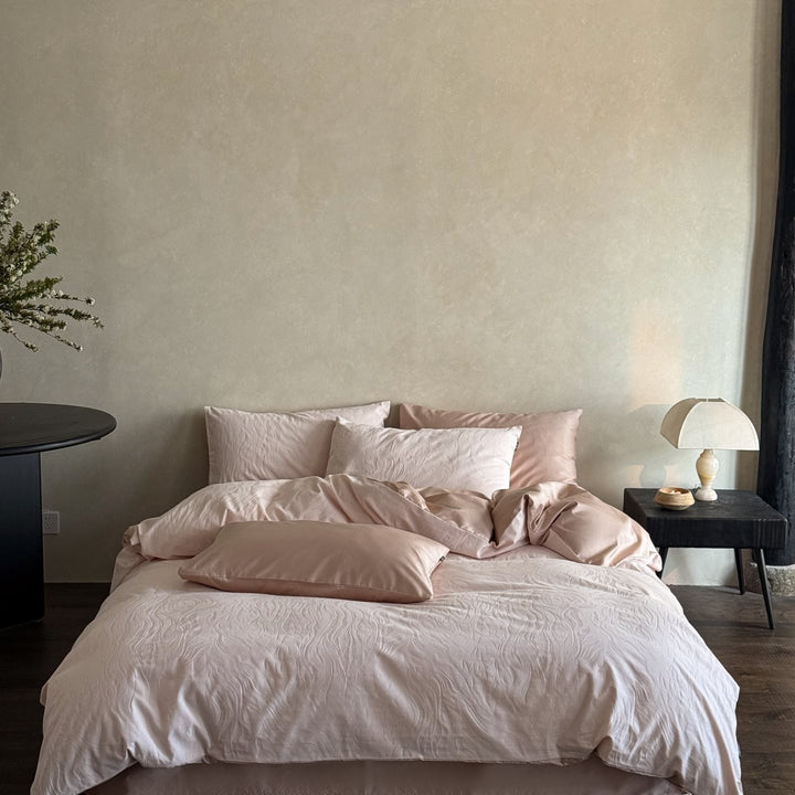 Elegant bed linen set made of cotton satin with embossed fan relief