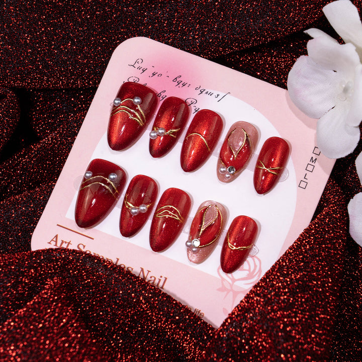 Decorative Press-On Nail Art Set with Pearl Accents Kalsten