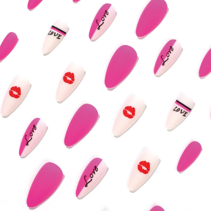 Artful nail art with heart motifs and creative accents Kalsten