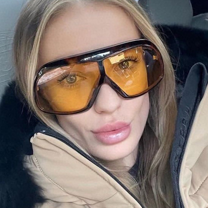 Ladies oversized sunglasses in fashionable tortoiseshell pattern Kalsten