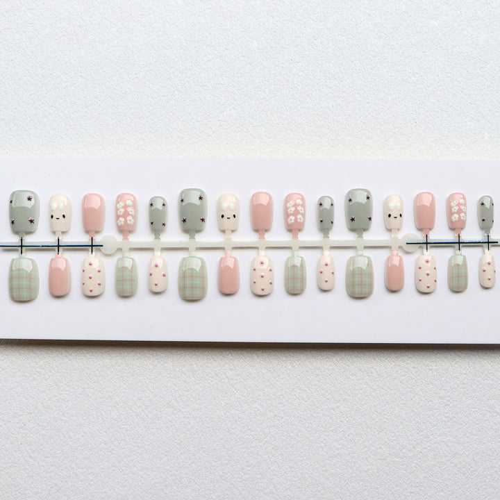 Creative Themed Press-On Nail Art Set Kalsten