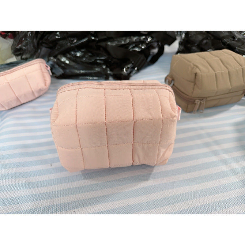 Cosmetic Organizer with Padded Design Kalsten
