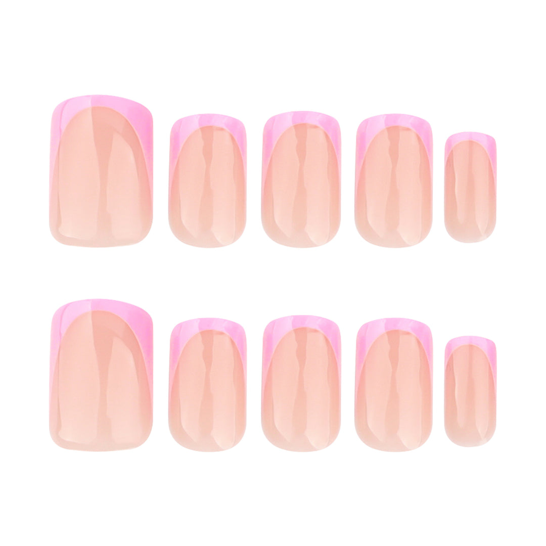 Artful Nail Art with Elegant French Tip Accents Kalsten