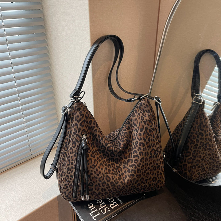 Chic Leopard Print Hobo Bag Kalsten