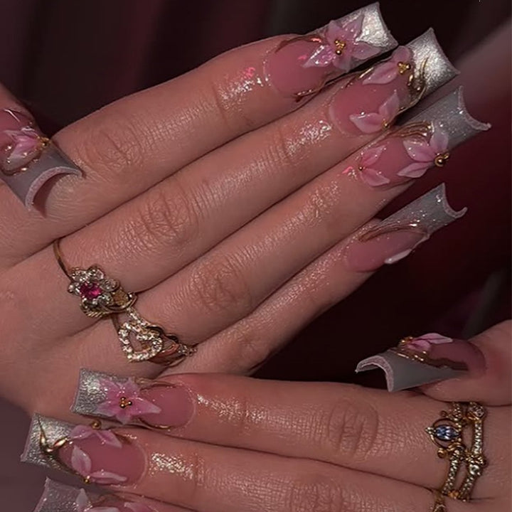 Elegant artificial nail set with floral and glitter elements Kalsten
