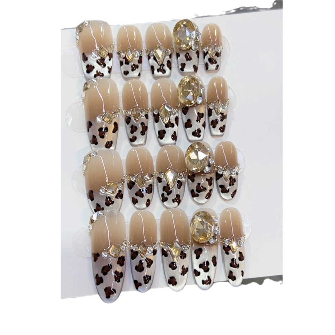 Artistic Press-On Nail Set with Leopard Design Kalsten