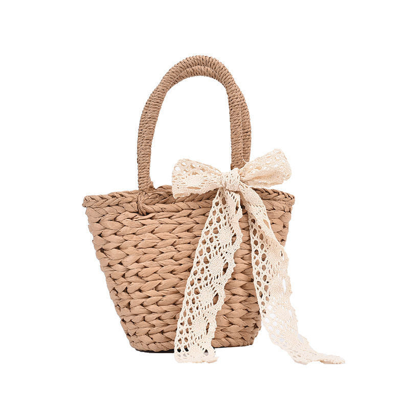 Handmade basket bag with lace accent Kalsten