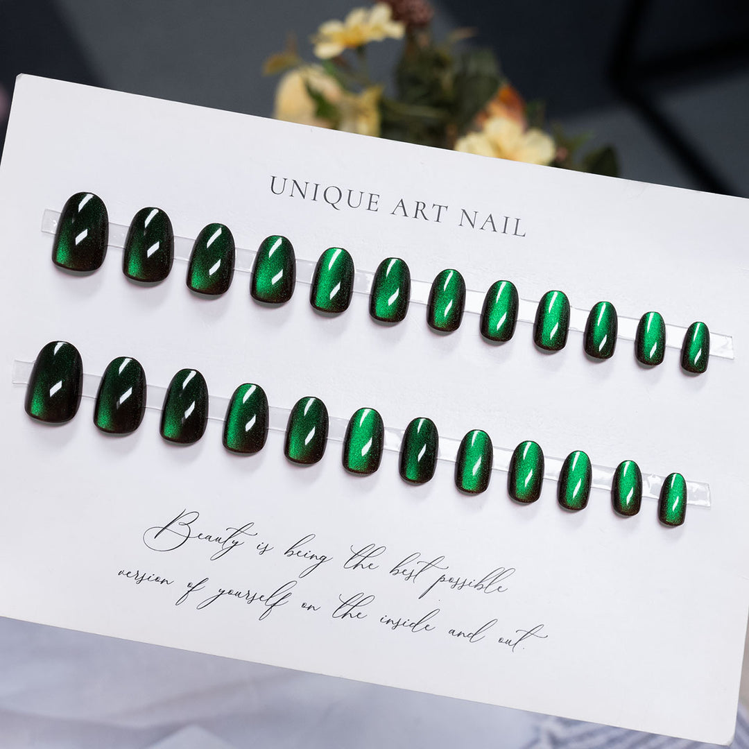 Glossy Press-On Nail Art Set