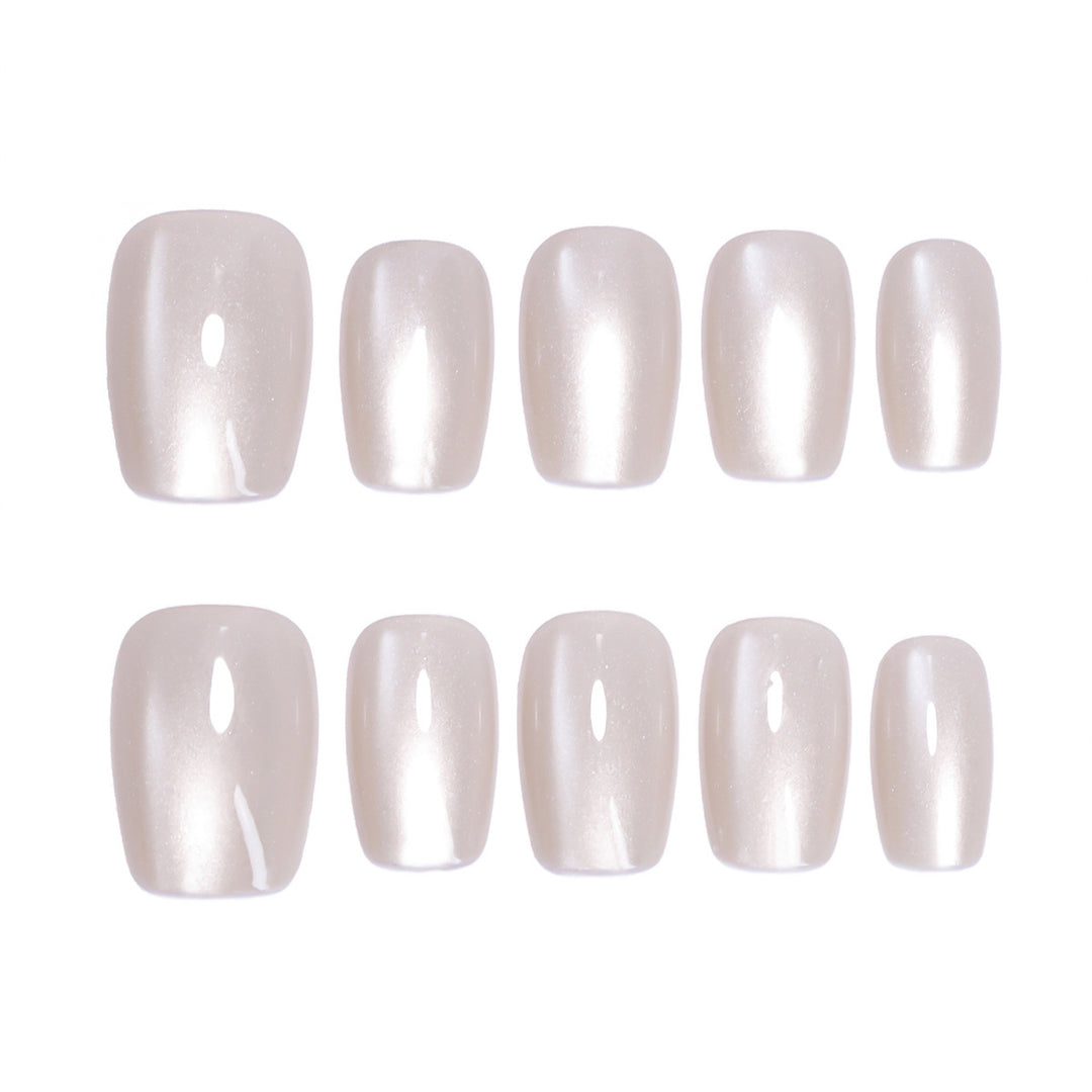 Artificial nail art with shiny surface Kalsten