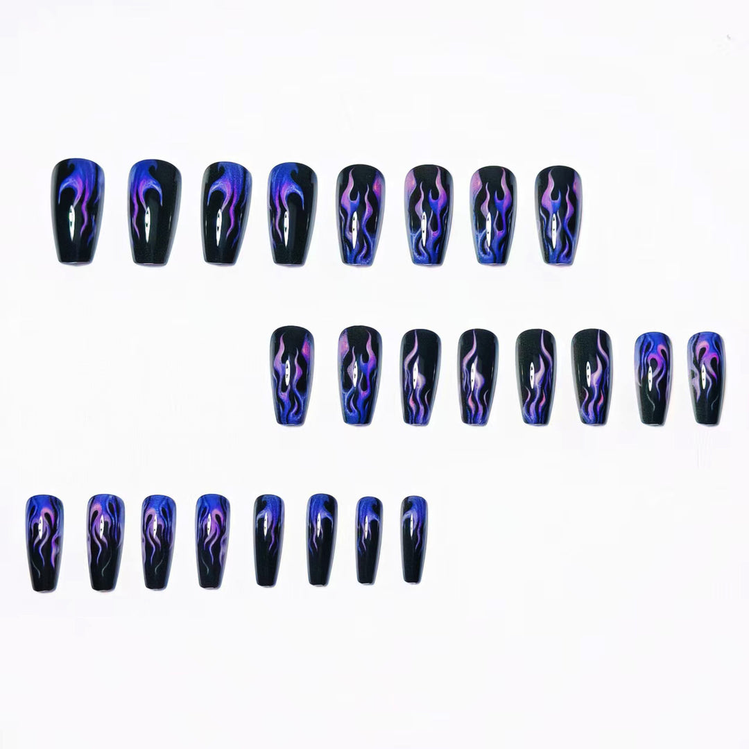 Artistic Flame-Patterned Nail Art Kalsten