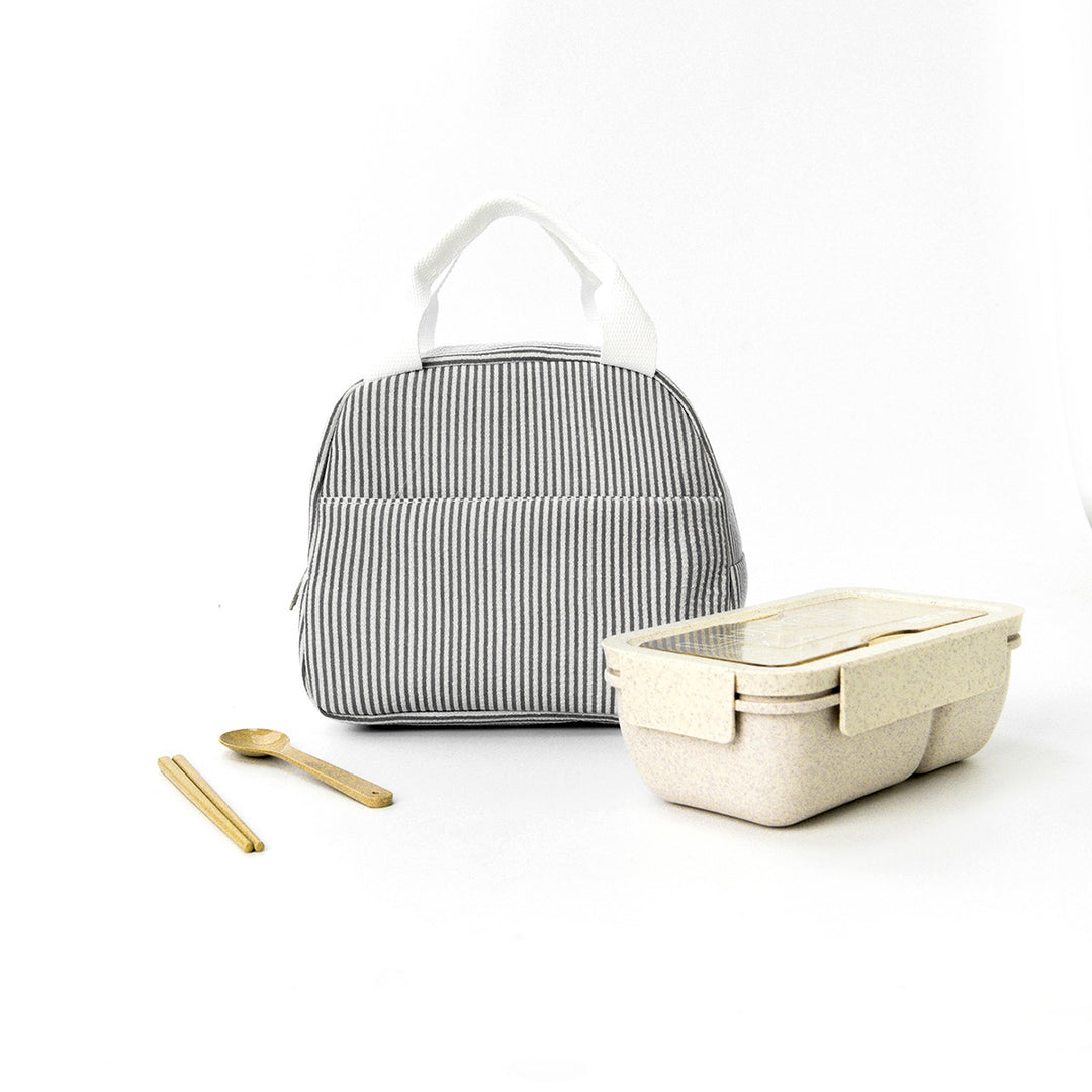 Lunchbox bag with insulated interior and durable zipper Kalsten