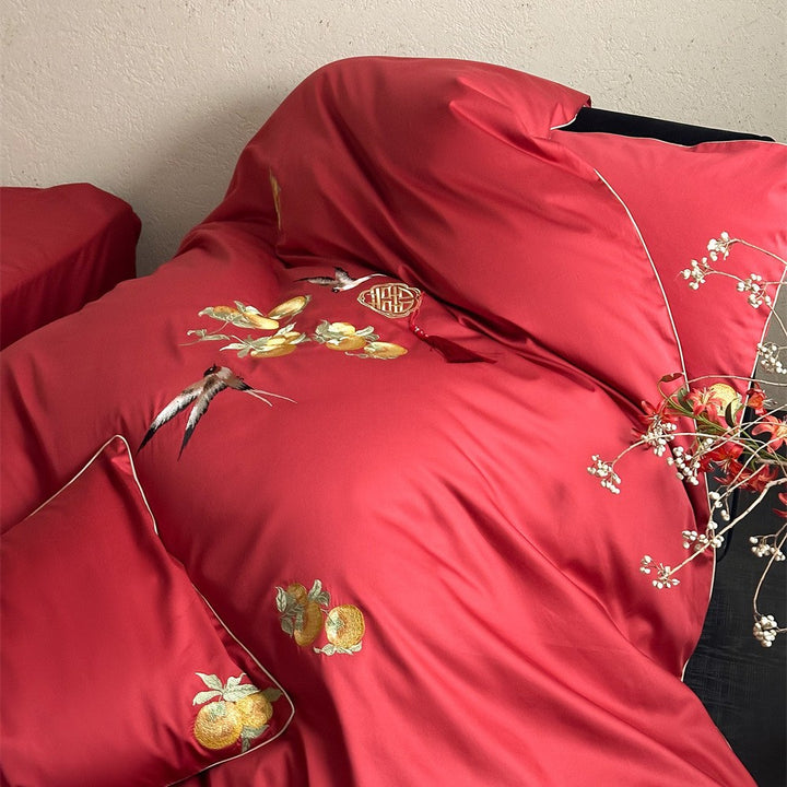 Pure cotton satin bedding set with golden embroidery and ornamental border