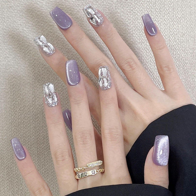 Premium Decorative Press-On Nail Art Set Kalsten