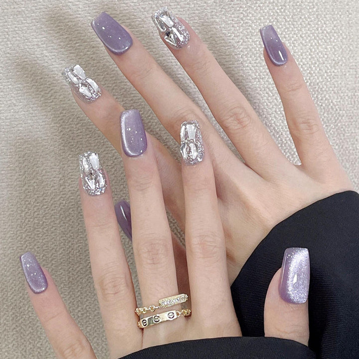 Premium Decorative Press-On Nail Art Set Kalsten