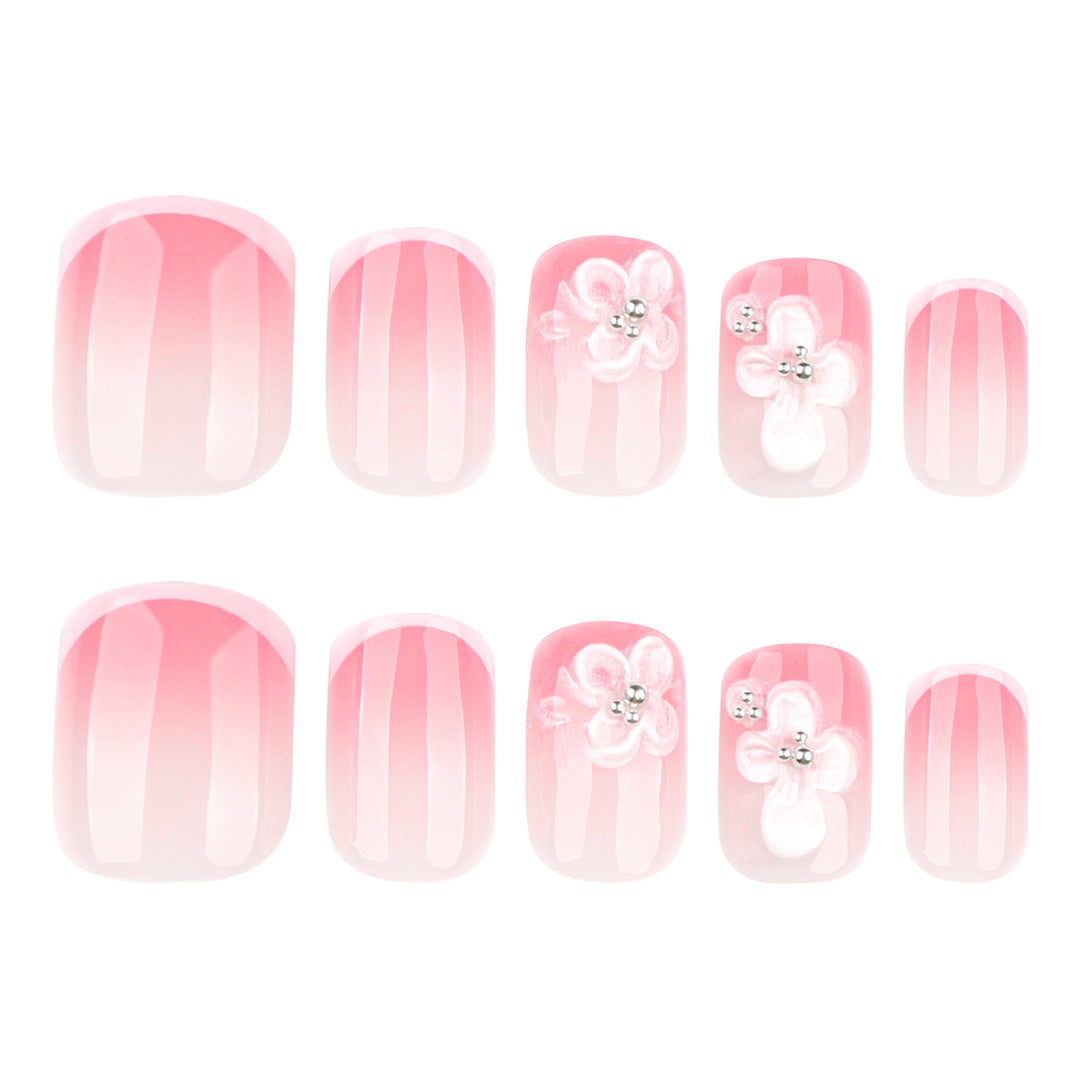 Artful Nail Art with Floral Design Kalsten