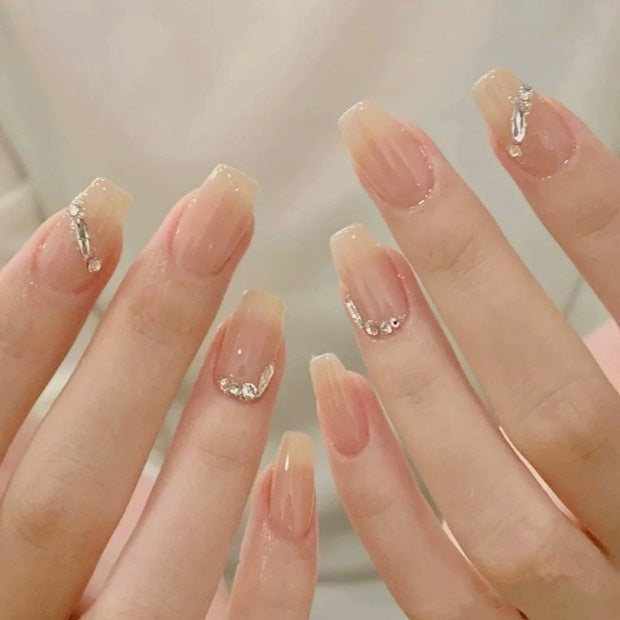Elegant Press-On Nail Art Kalsten