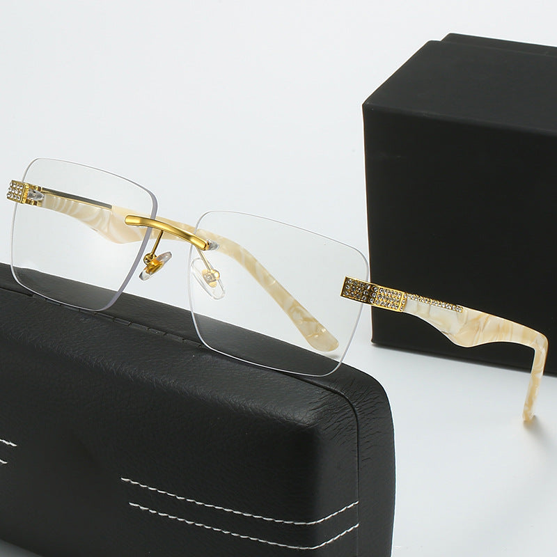 Ladies fashionable sunglasses in elegant square design Kalsten