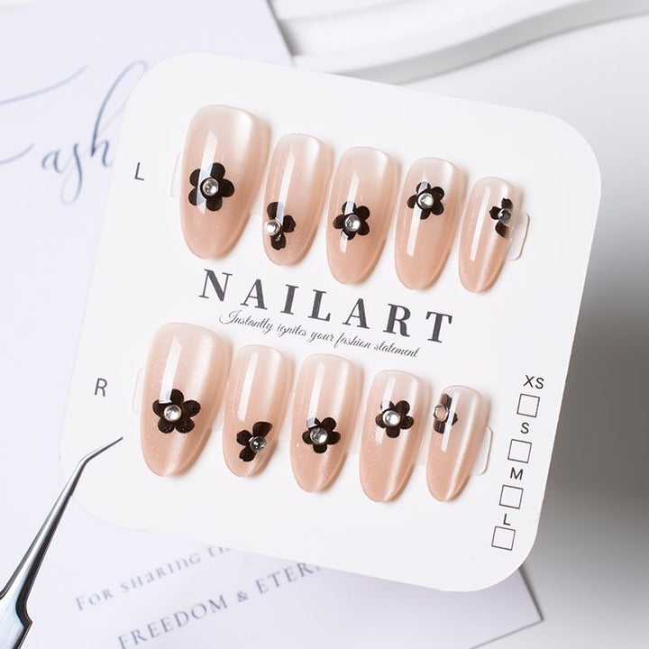Playful Character-Themed Press-On Nails Kalsten