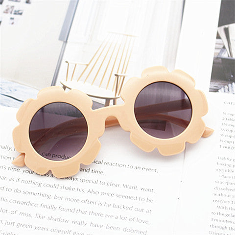 Women's fashionable sunglasses in floral design Kalsten