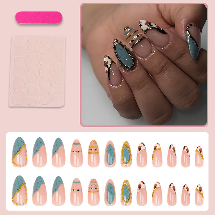 Artificial nail set with luxurious decorative elements and elegant designs Kalsten
