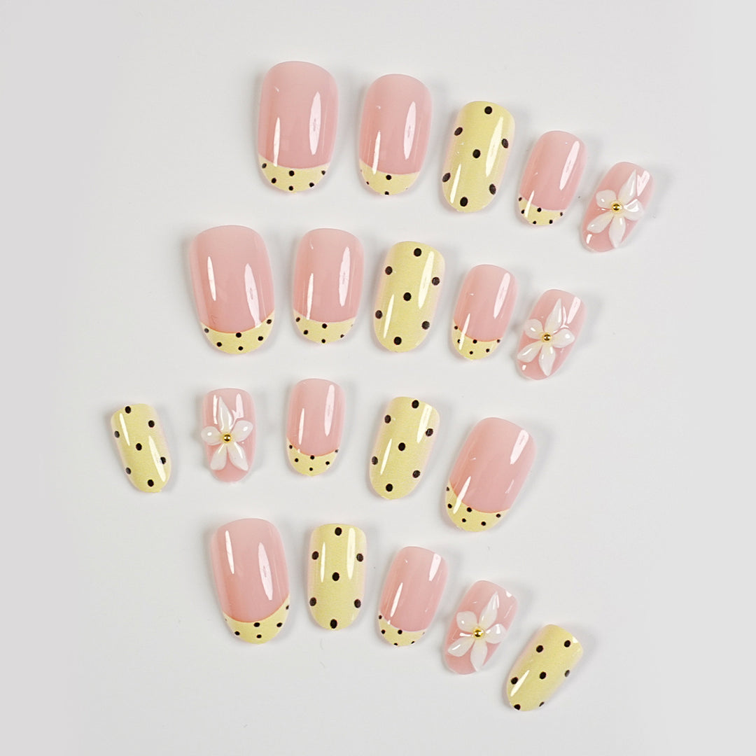 Artistic Press-On Nail Set