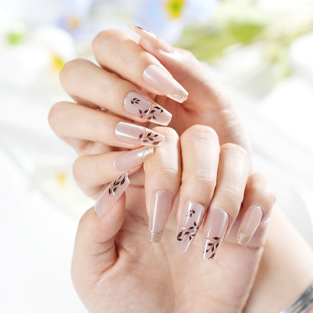 Artistic Nail Design Kalsten