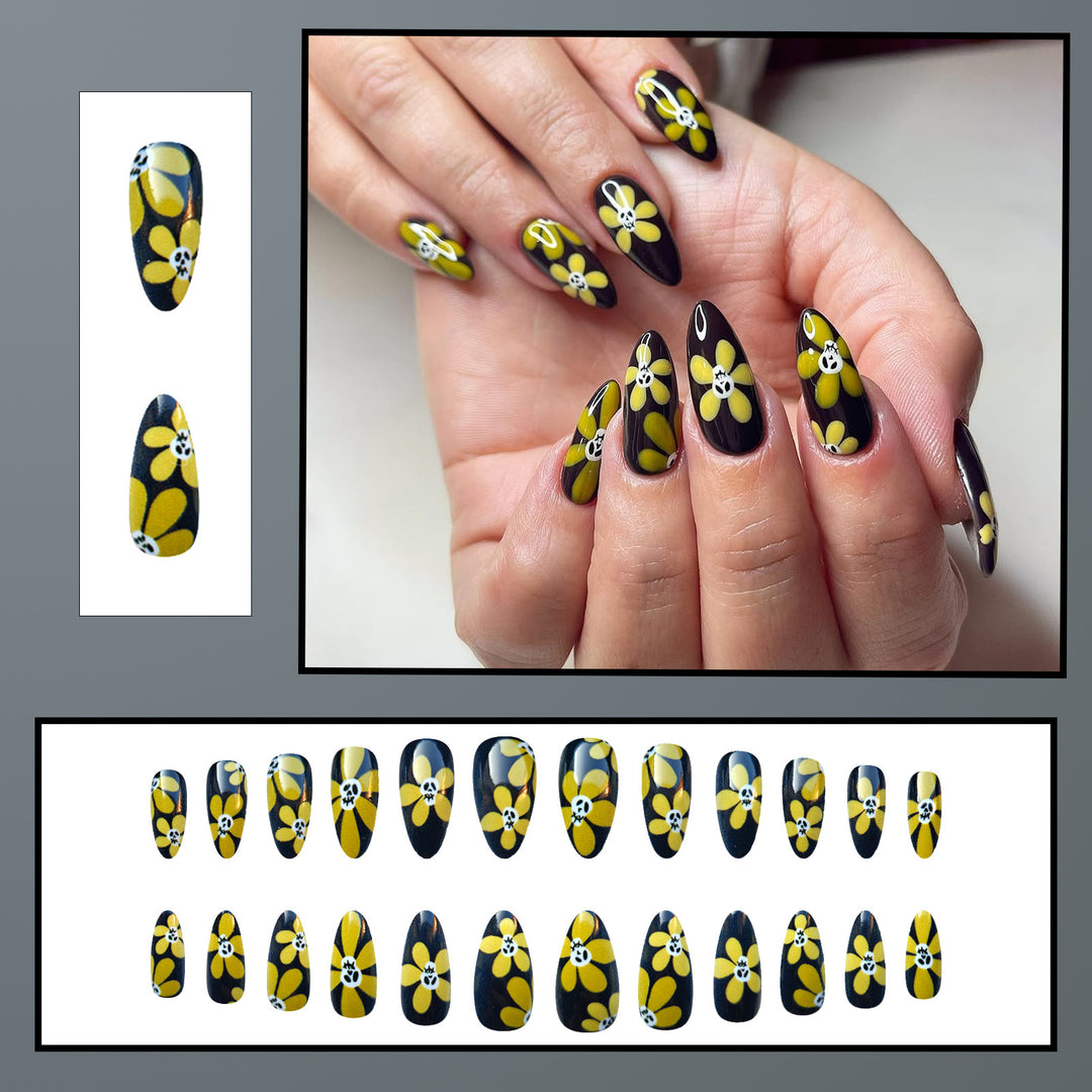 Floral Design Nail Art