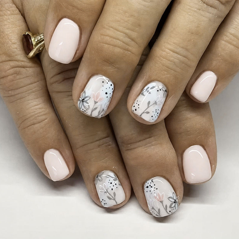 Elegant Floral Art Press-On Nails Kalsten