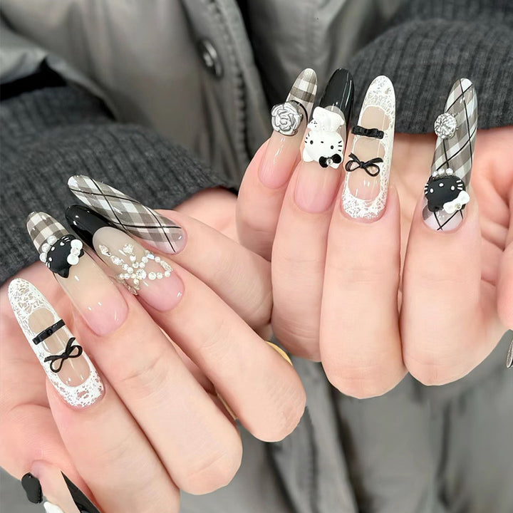 Modestly Chic Press-On Nails Kalsten