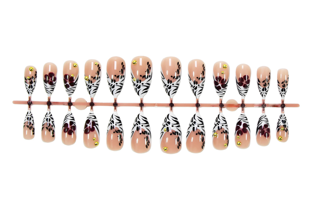 Artificial nail set with floral and geometric design Kalsten