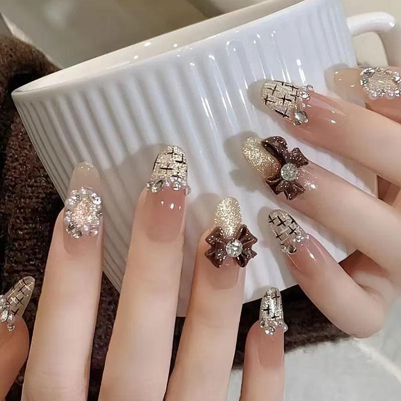3D Decorative Press-On Nail Set Kalsten