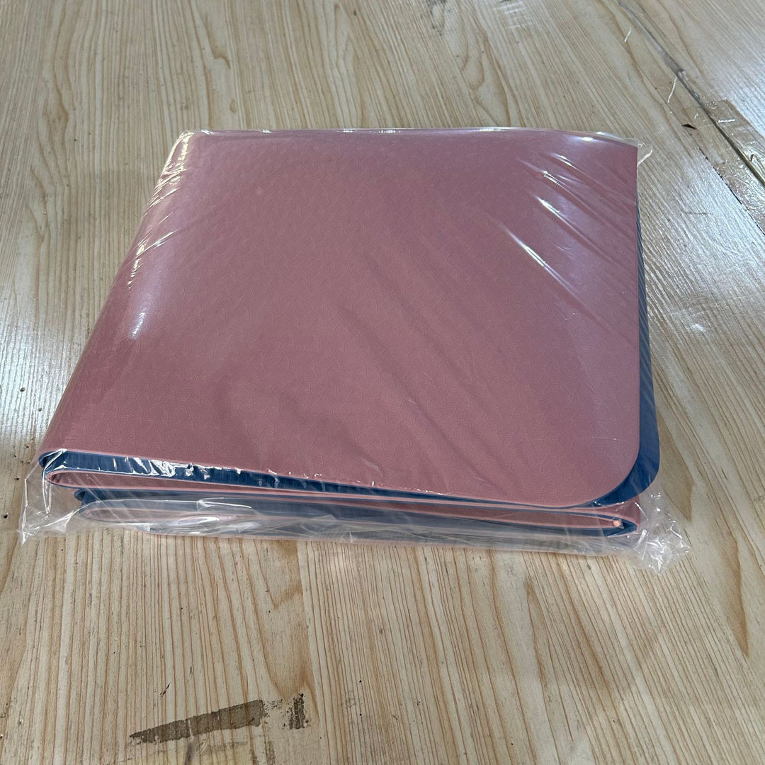 Non-slip training mat with structured design Kalsten
