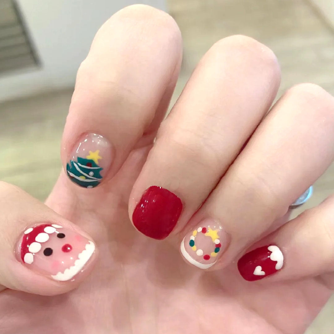 Festive Holiday-Themed Nail Art Set